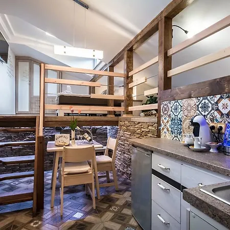 Luxusni Nmnm Mezonet Appartement *
